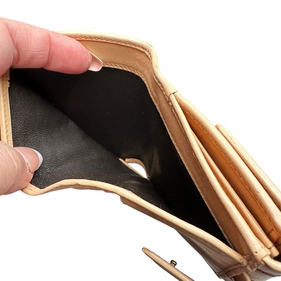 Gucci Floral Pink White & Tan Canvas & Leather Compact Bifold Wallet - Picture 9 of 13